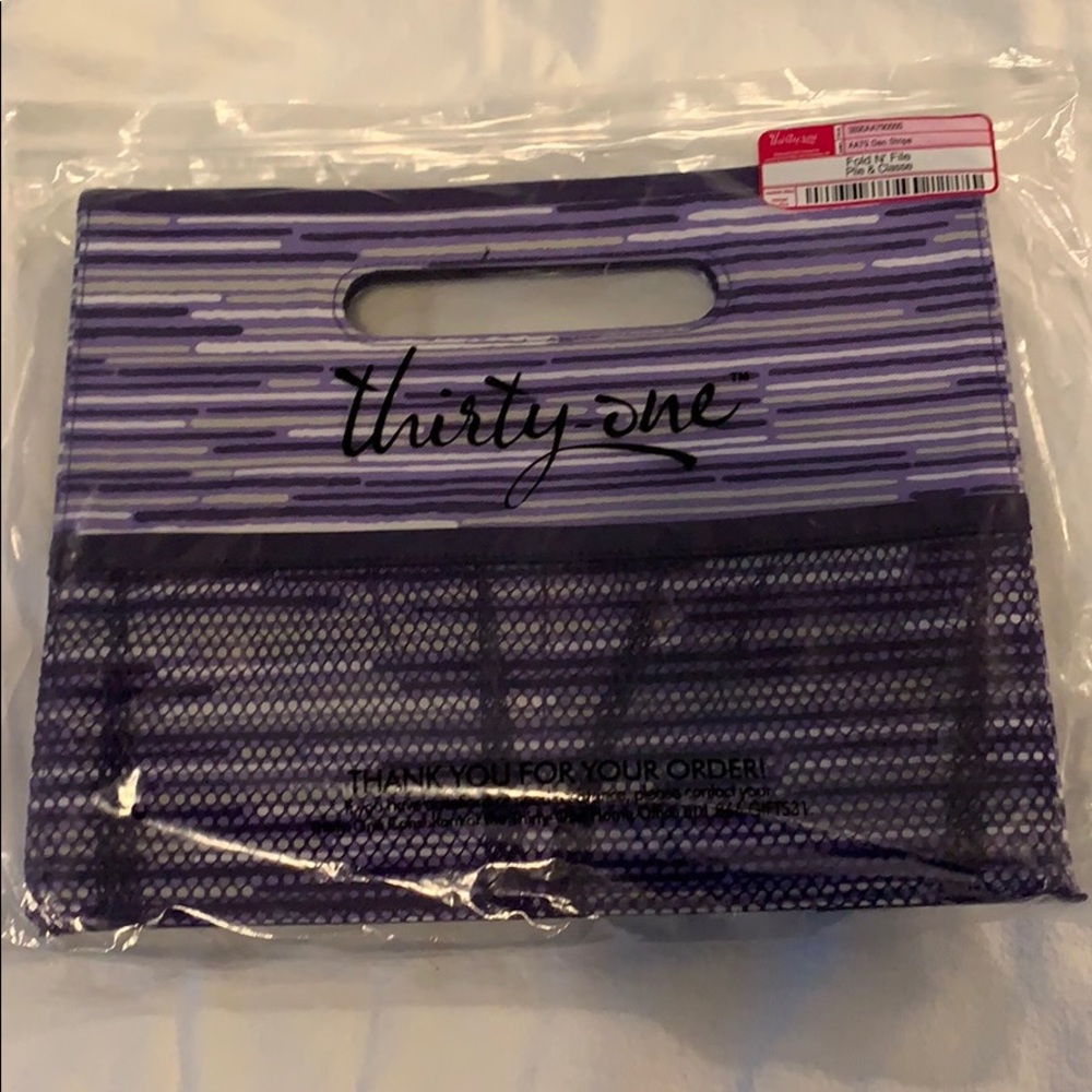 Thirty-One Geo Stripe Fold N’File. NWT